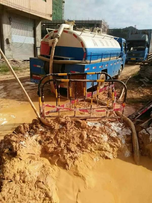 阿鲁科尔沁工地淤泥清淤