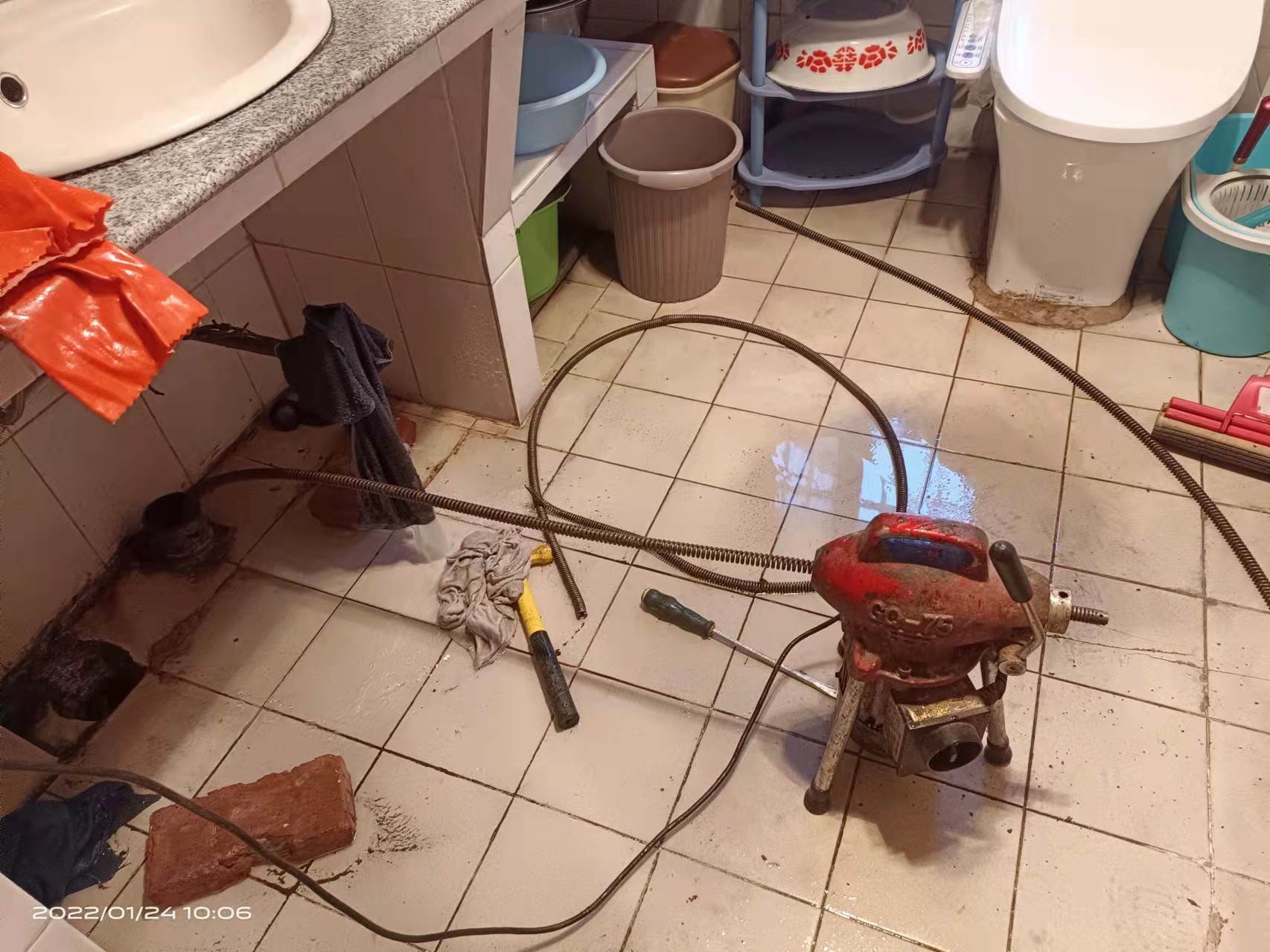 阿鲁科尔沁疏通厨房下水道，地漏疏通