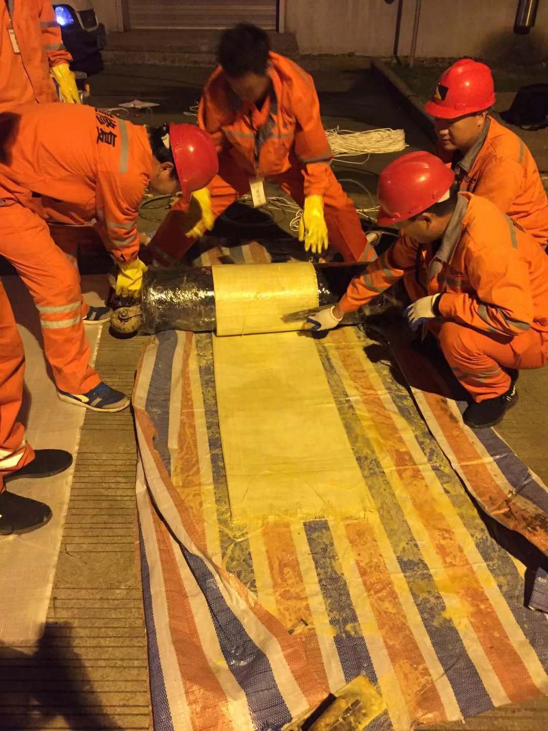 阿鲁科尔沁CIPP局部树脂固化法